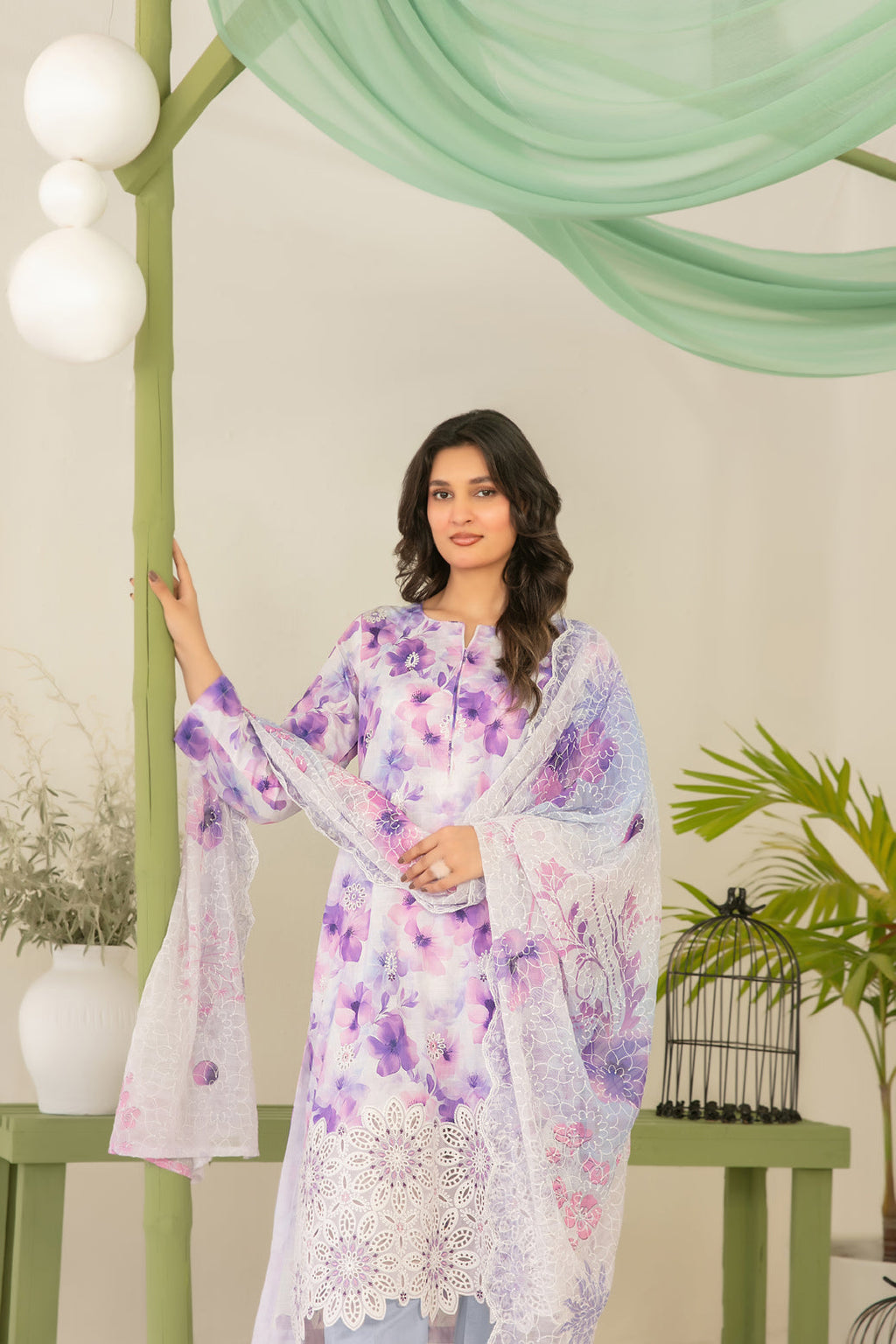 Sionya 3pcs Un-Stitched Emb Printed Lawn [D-4082]